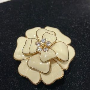 Stella & Dot Brooch